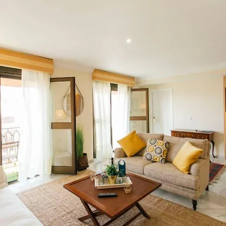 Wide And Bright- 3bd 2bth- Arenal Apartment
