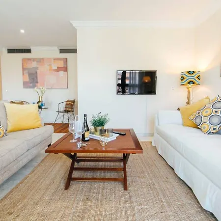 Wide And Bright- 3bd 2bth- Arenal Apartment