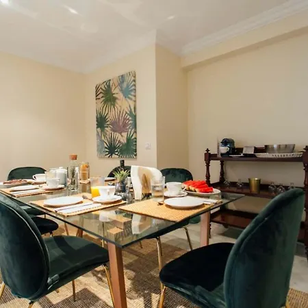 Wide And Bright- 3bd 2bth- Arenal Apartment