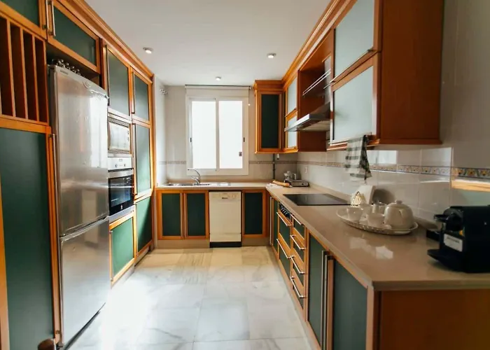 דירה Spacious 3br Fantastic Balcony Location