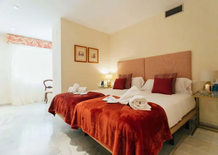 Spacious 3br Fantastic Balcony Location סביליה